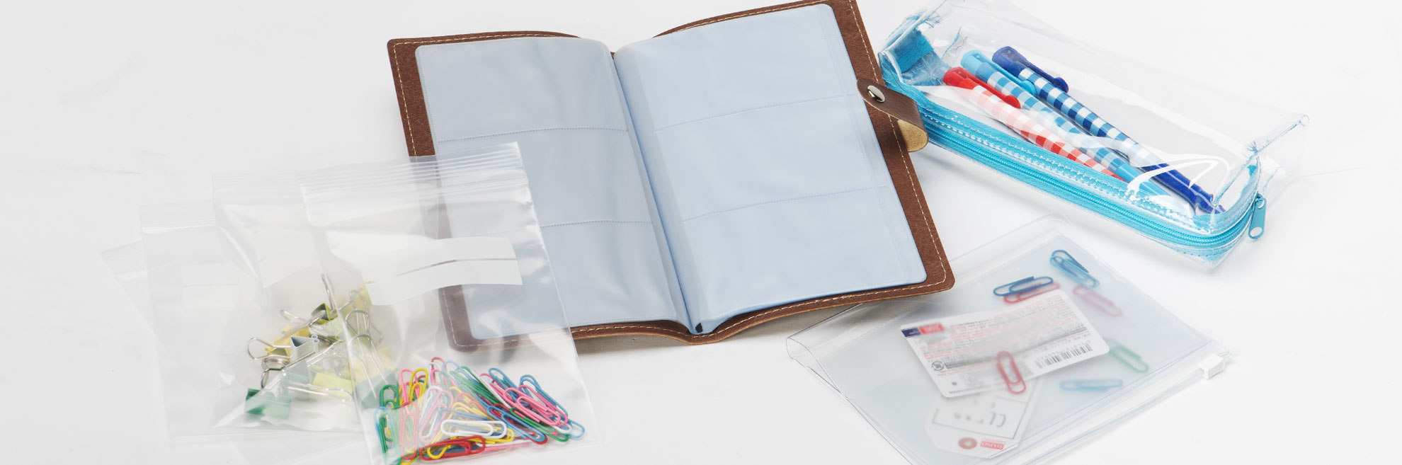超級透明膠布、厚透明教布耐移行、客製化物性適合加工pvc塑膠夾鏈袋、pvc膠布拉鍊包、筆袋、透明化妝包